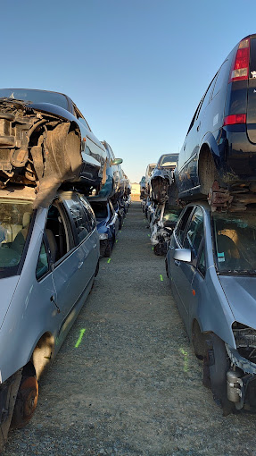 Aperçu des activités de la casse automobile MAINE RECUPER située à CHEMILLE-EN-ANJOU (49120)